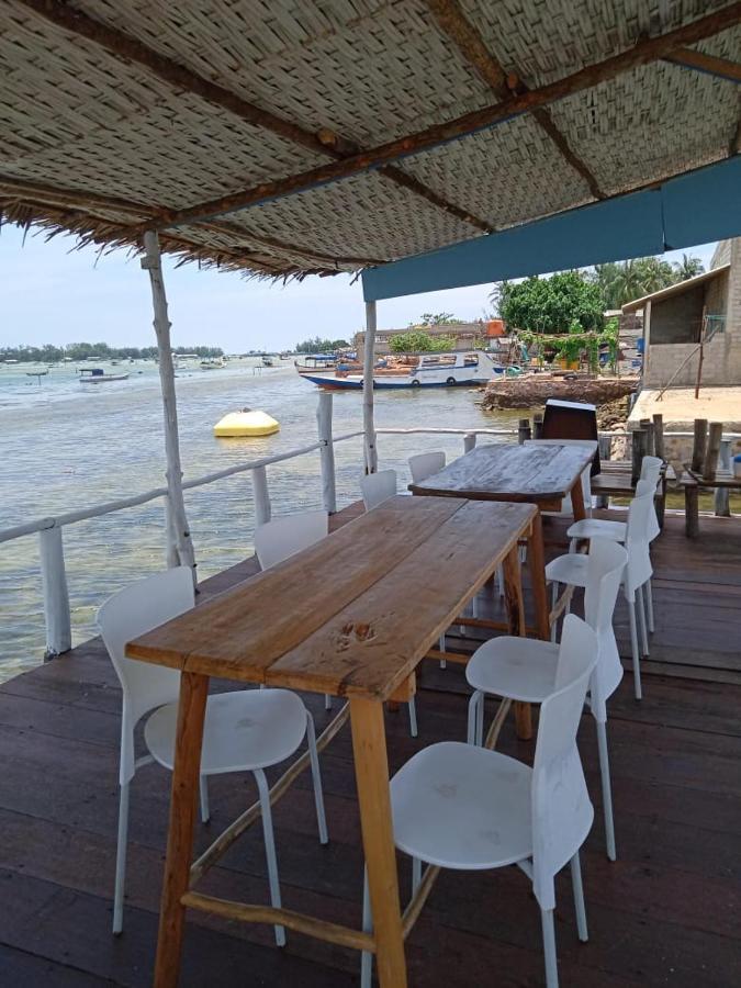 Blue Coral Homestay Karimunjawa Exterior photo