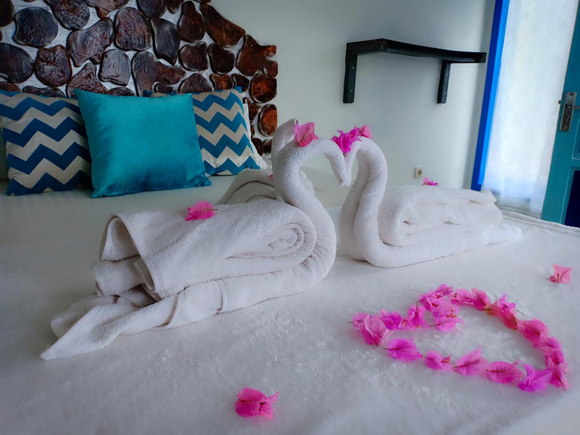 Blue Coral Homestay Karimunjawa Exterior photo
