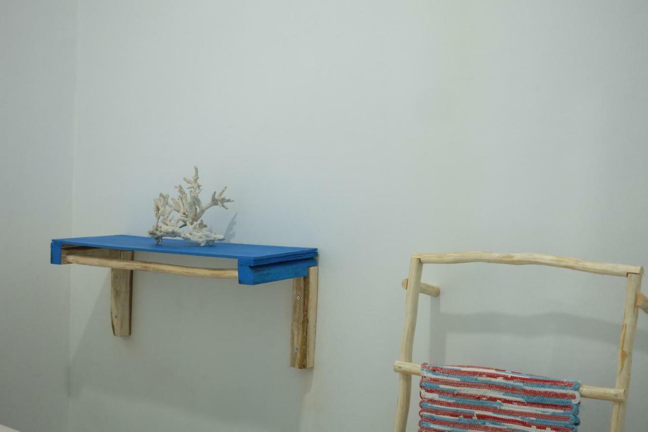 Blue Coral Homestay Karimunjawa Exterior photo